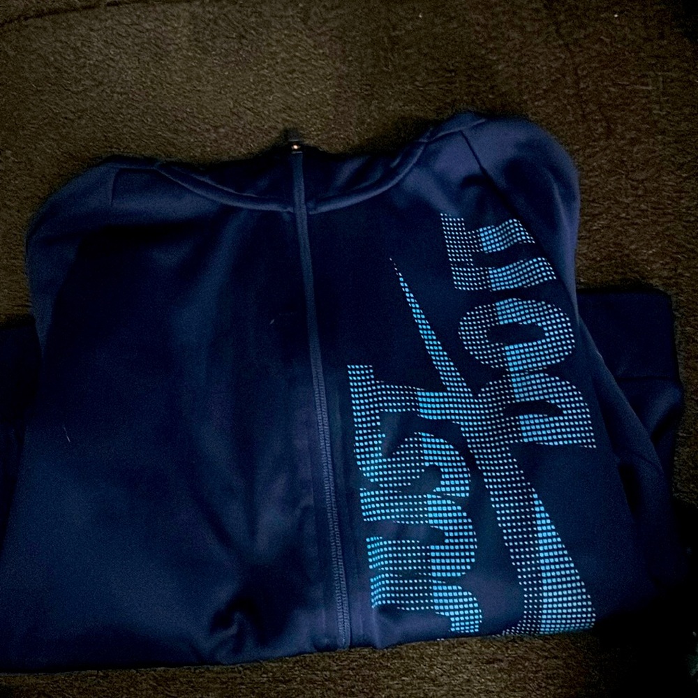 Nike boys xl zip up hoodie